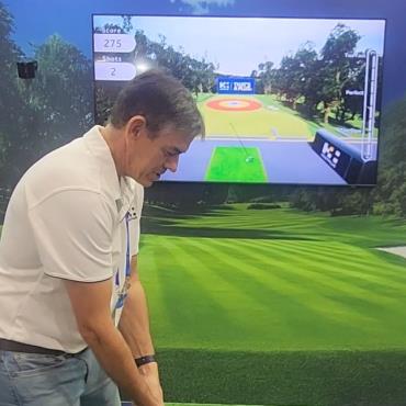 VIRTUAL GOLF